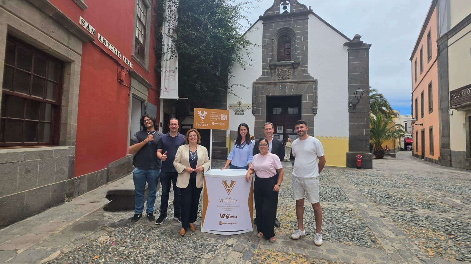 Equipo de la Asociación de Empresarios Zona Vegueta